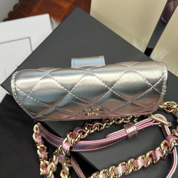Gradient Metallic Two Tone Lambskin Quilted Flap Chain Belt Bag NWOT Pink/Silver - Picture 8 of 17